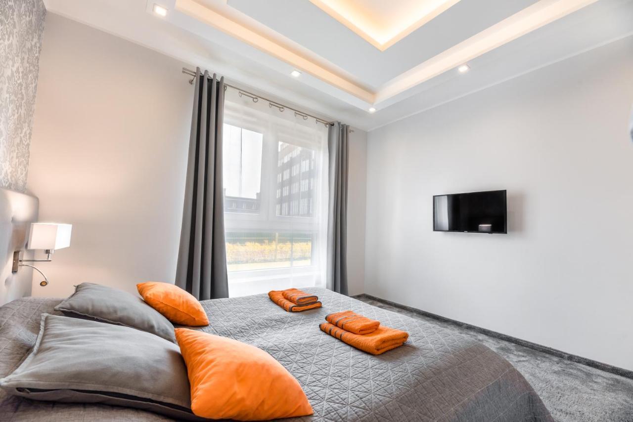 Apartment Orange Dream กดัญสก์ ภายนอก รูปภาพ